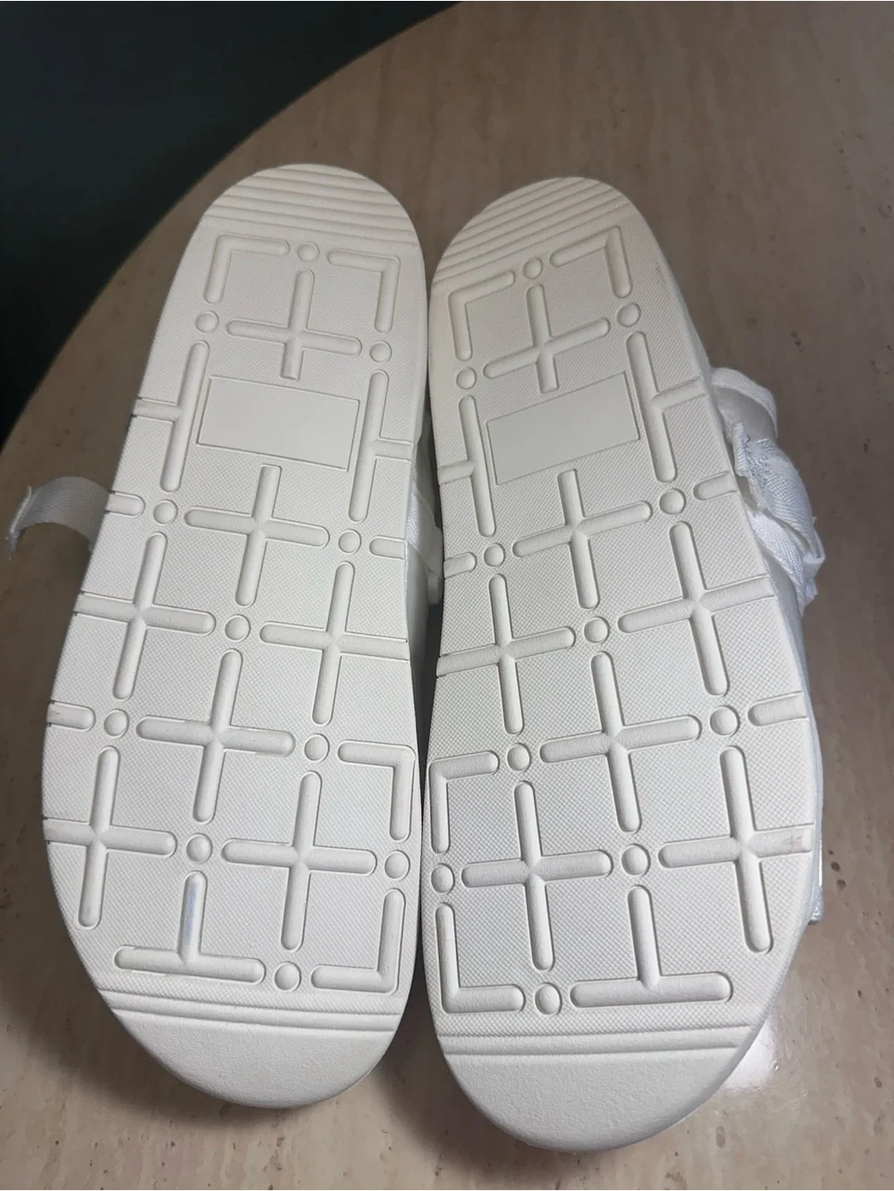 DRACO Slides Size 11-12 Mens Snow White NEW